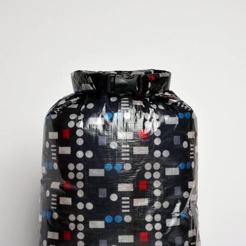 WIM WORKS Medium Roll-Top Stuff Sack Dyneema®